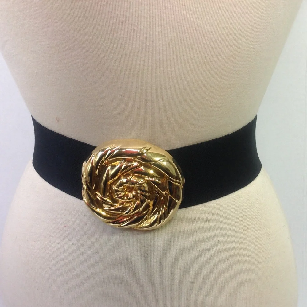 Vintage Black Belt Gold Pinwheel Buckle Belt